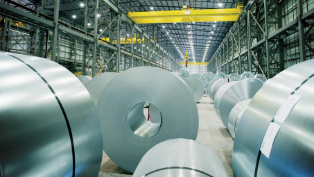 Giá thép tại Trung Quốc giảm do lo ngại dư cung