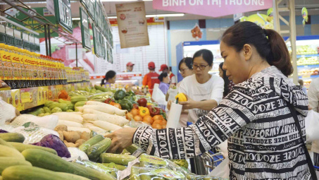 Tri ân khách hàng, Saigon Co.op tiếp tục giảm giá "mạnh tay" hơn 30.000 sản phẩm