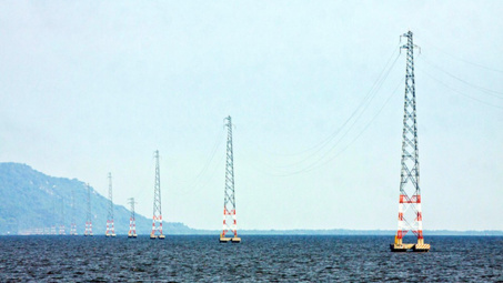 EVN thay đổi cuộc sống người dân hải đảo