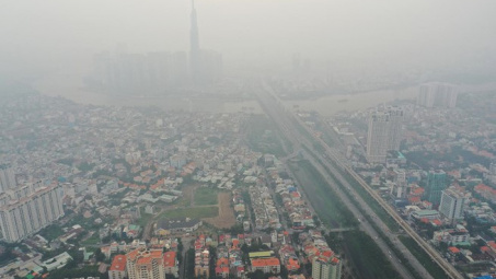 Ai cũng biết bụi mịn ảnh hưởng đến sức khỏe nhưng làm thế nào để phòng tránh?