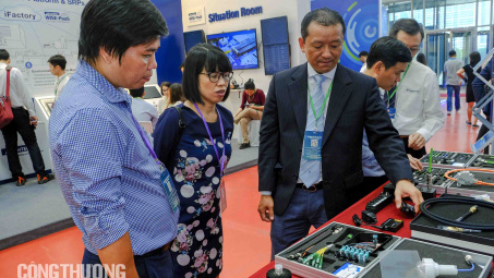 Sản xuất thông minh thời 4.0: Hoàn thiện chính sách để doanh nghiệp đỡ “hoang mang”