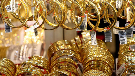 Giá vàng leo lên cao sau khi chạm mức thấp nhất (ngày 6/5)