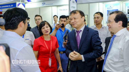 Hàng trăm doanh nghiệp công nghiệp tham gia kết nối tại VIIF 2019