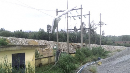 PC Quảng Nam xử lý nhanh sự cố mất điện do ảnh hưởng bão số 6