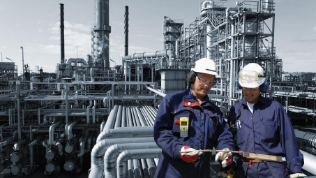 Giá dầu thô tăng nhẹ nhờ kỳ vọng nền kinh tế Hoa Kỳ tăng trưởng tốt