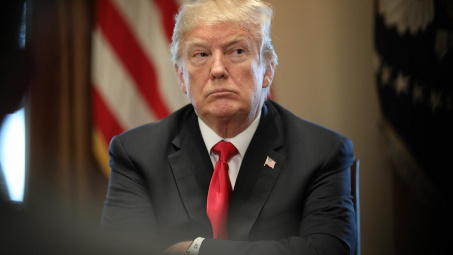 [Tin ảnh] Cô đơn "trong bão"?