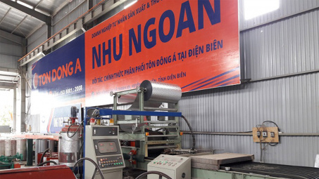 Một doanh nghiệp "miền núi" ứng dụng công nghệ mới trong sản xuất tôn 3 lớp