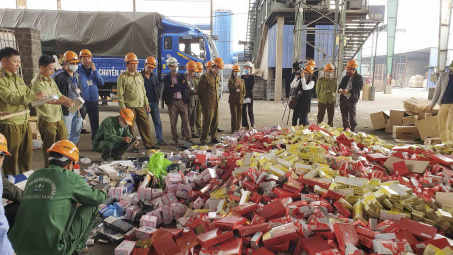 Vi phạm hành chính, 63 tấn hàng hóa bị tiêu hủy