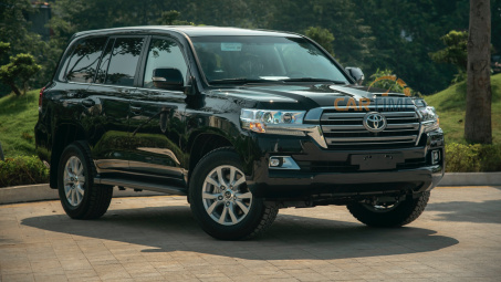 Tăng gần 50 triệu đồng, Toyota Land Cruiser 2020 được nâng cấp gì tại thị trường Việt Nam
