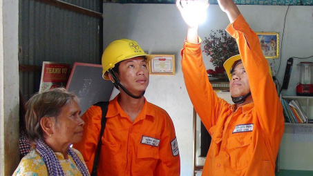 EVN nhiều hoạt động thiết thực tri ân khách hàng năm 2019