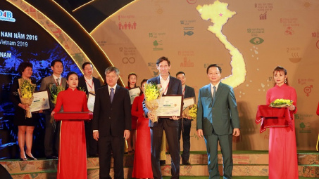 Tetra Pak được vinh danh Top 10 doanh nghiệp bền vững