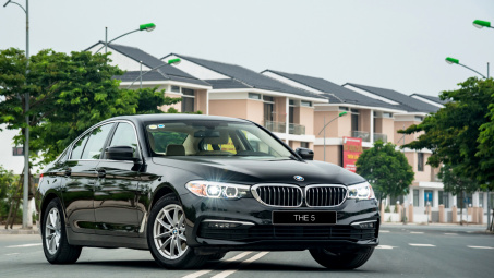 Loạt xe BMW giảm giá 'sập sàn' dịp Lễ Giáng sinh