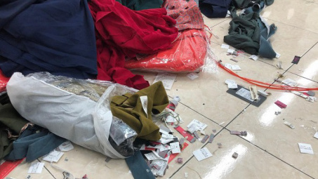 Thu giữ lô quần áo vài tỷ đồng, giả mạo xuất xứ Việt Nam