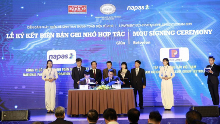 Petrolimex - Napas: Hợp tác nâng cao tiện ích thanh toán không tiền mặt