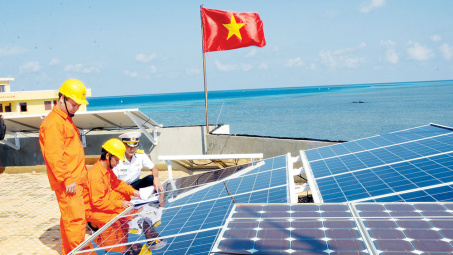 Điện lực Việt Nam - 65 năm thắp sáng niềm tin