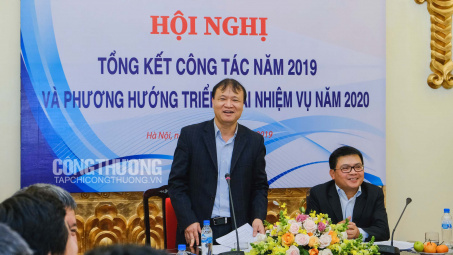 Hoạt động quản lý ngành công nghiệp gắn với lợi ích thực chất của doanh nghiệp