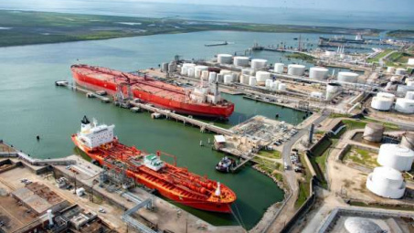 Giá dầu thô tăng nhờ thông tin dự trữ của Hoa Kỳ giảm mạnh