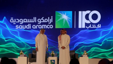 Tập đoàn dầu khí Saudi Aramco vượt Apple trở thành công ty đại chúng lớn nhất thế giới