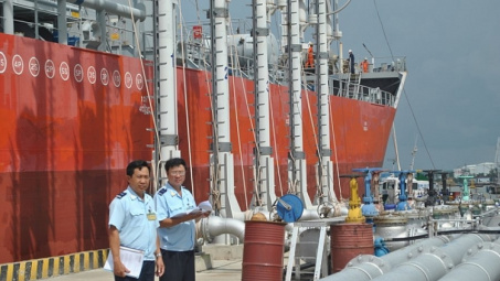 Không phải nộp thuế BVMT với dầu nhờn pha chế xuất bán