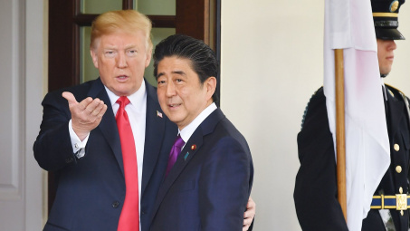 Ông Shinzo Abe trông nhờ ông Trump về vấn đề Triều Tiên