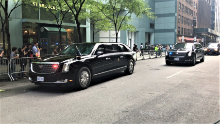 Vì sao Tổng thống Mỹ Donald Trump chưa sử dụng siêu limousine The Beast 2.0?