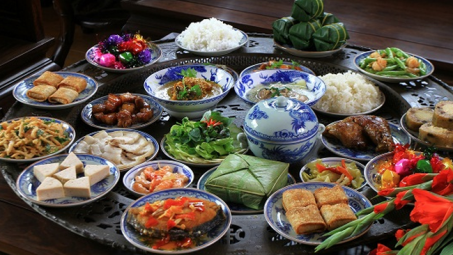 Tết 2009 – Tết 2019: Người Việt ăn Tết ngày nay có gì khác?