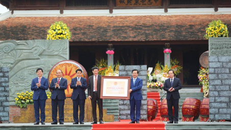 Thủ tướng cùng hàng ngàn người dự lễ khai hội Gò Đống Đa xuân Kỷ Hợi