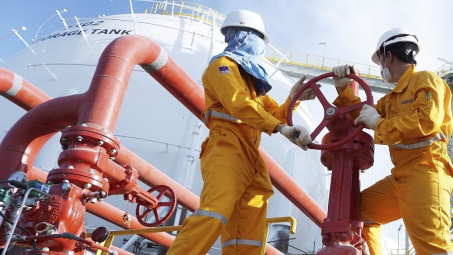 Mùa xuân trên những công trình dầu khí