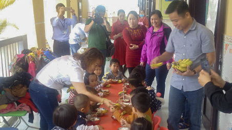 Thúc đẩy tiêu thụ chuối già lùn hỗ trợ sinh kế cho nông dân A Lưới