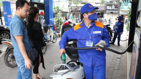 Giữ ổn định giá xăng dầu