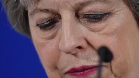 Quốc tế nổi bật: Phế truất Thủ tướng Anh?