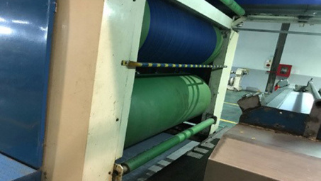 Chống dính Teflon trục rulo trong ngành dệt, khuôn mẫu kim loại