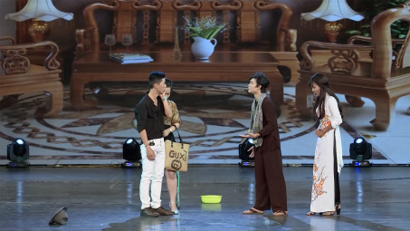 Nhìn lại giây phút xúc động với khát vọng phát triển hàng Việt Nam của sinh viên trường Cao đẳng Công Thương Thành phố Hồ Chí Minh