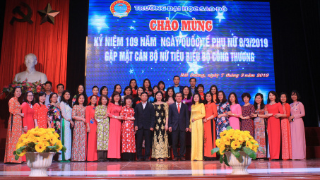 Công đoàn Bộ Công Thương chào mừng ngày Quốc tế phụ nữ 8/3