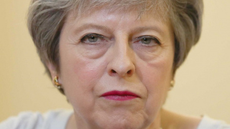 Quốc tế nổi bật: Bà May nhờ EU giải quyết vướng mắc