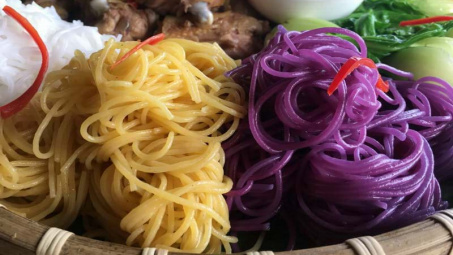 Vàng son bún bắp