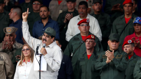 Quốc tế nổi bật: Venezuela huy động dân quân bảo vệ đất nước