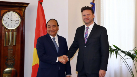 Hạ viện Czech hoàn toàn ủng hộ việc sớm ký chính thức EVFTA