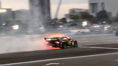 Toyota Supra 2020 gắn động cơ 'siêu khủng' bốc cháy khi vừa ra mắt