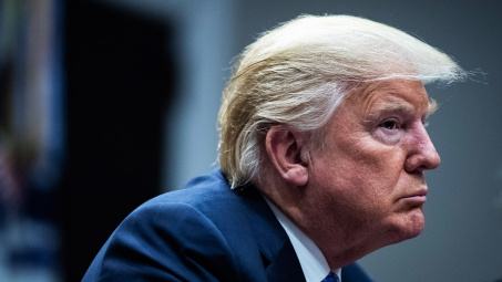 Tin ảnh: Đến lượt ông Trump đi kiện