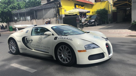 Lệ phí trước bạ thay đổi, mẫu xe nào có giá tính phí trước bạ cao nhất?