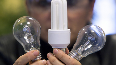 Tiết kiệm điện, đâu chỉ tiết kiệm tiền