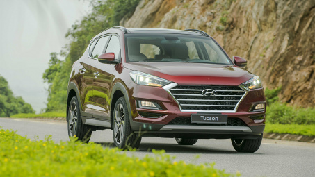 Giá lăn bánh xe Hyundai Tucson 2019