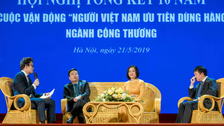 Hàng Việt bước sang chương mới: Chinh phục người Việt