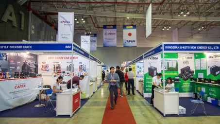 Khai mạc Triển lãm Quốc tế lần thứ 15 về ô tô, xe máy, xe điện và công nghiệp hỗ trợ