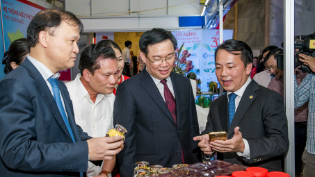 Phó Thủ tướng Vương Đình Huệ: Cần tiếp tục sáng tạo phù hợp với thực tiễn trong triển khai thực hiện Cuộc vận động "Người Việt Nam ưu tiên dùng hàng Việt Nam"