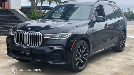 BMW X7 đầu tiên cập bến thị trường Việt Nam, giá gây bất ngờ