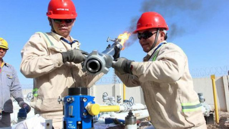 Giá dầu sụt mạnh trong tuần