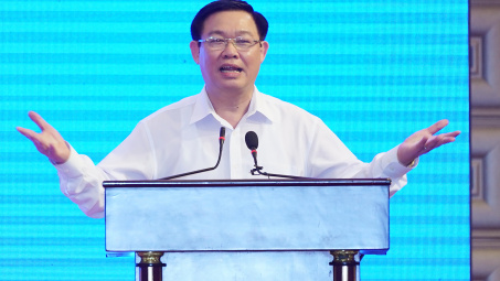 Giữ vững đầu tàu tăng trưởng: "Từng địa phương cố gắng vẫn chưa đủ"