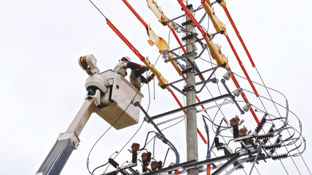 Lượng điện tiêu thụ tăng cao cùng nắng nóng